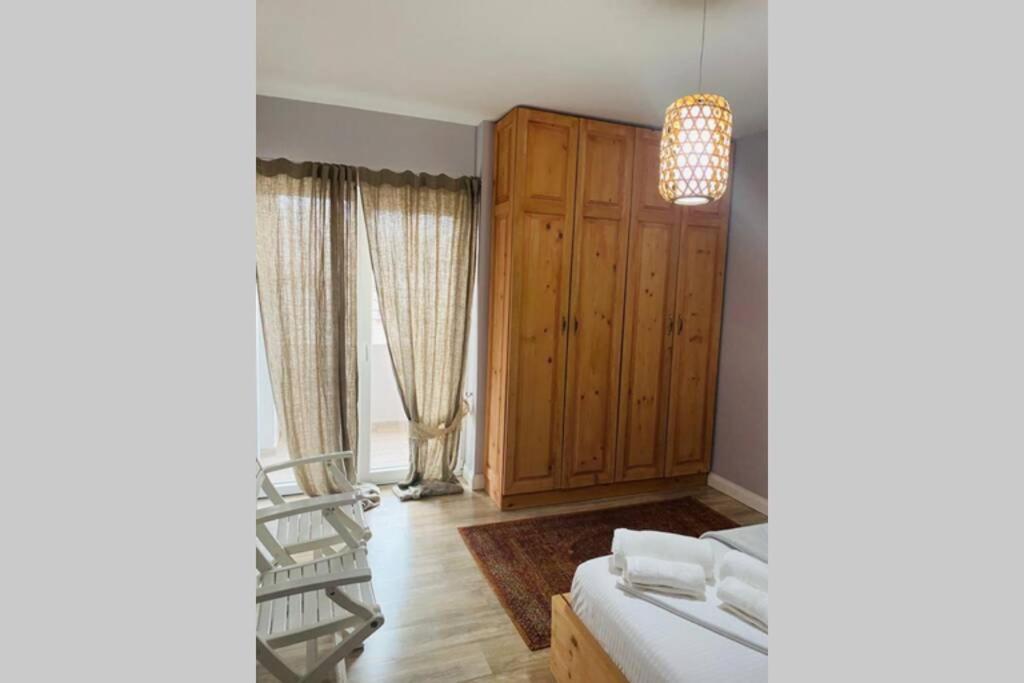 Cozy Front Flat Bequeme An Der